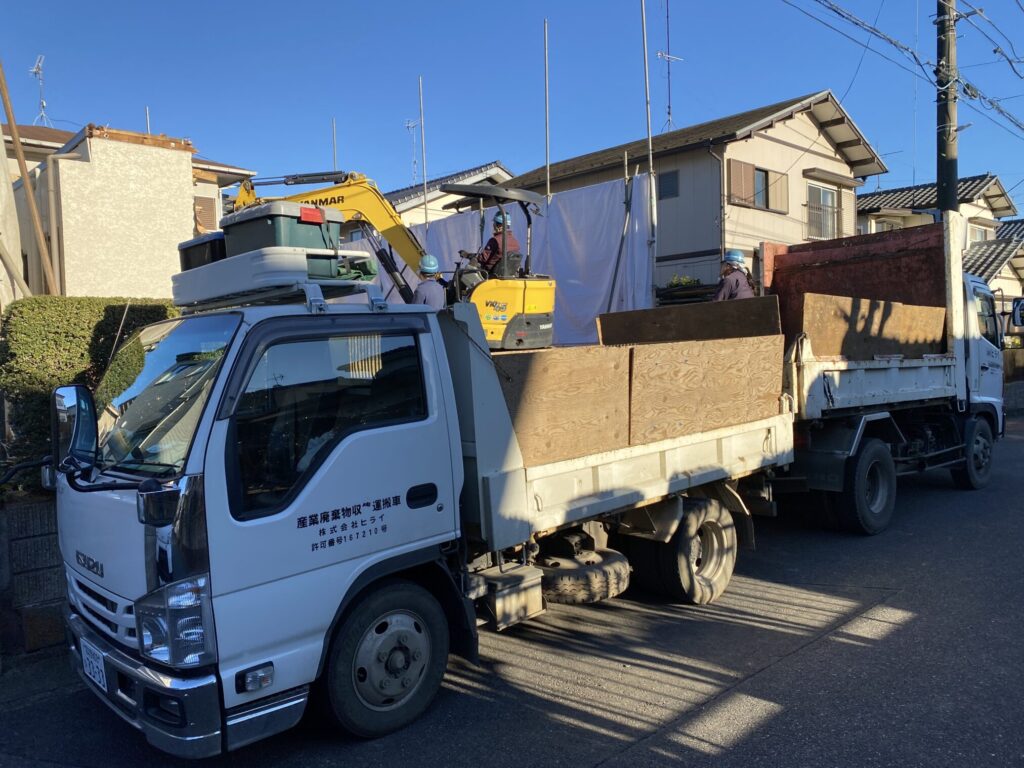 O様邸新築建替えによる解体工事