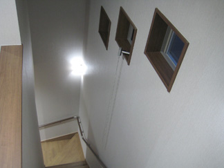 階段 FIX 窓と横滑り窓