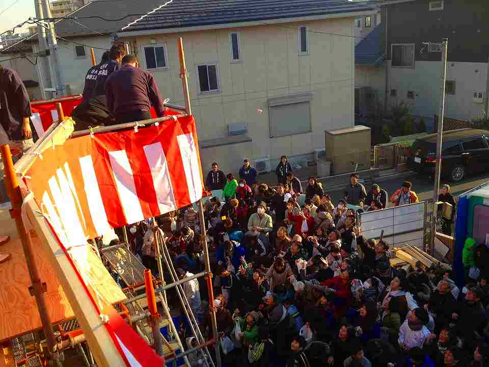 E様邸上棟お餅まき